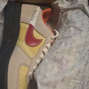 Brand new in box AF1